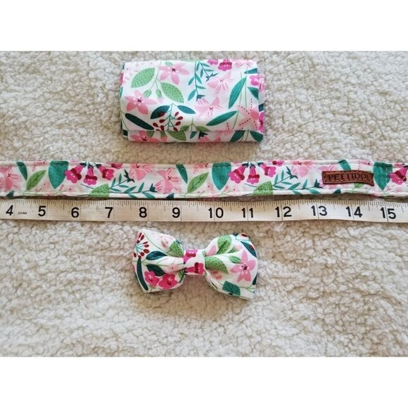Pettidol Cute Floral Female Dog Collar W/Bandana & Bow Size (S) Neck 10.0"-15.9" - Picture 1 of 6